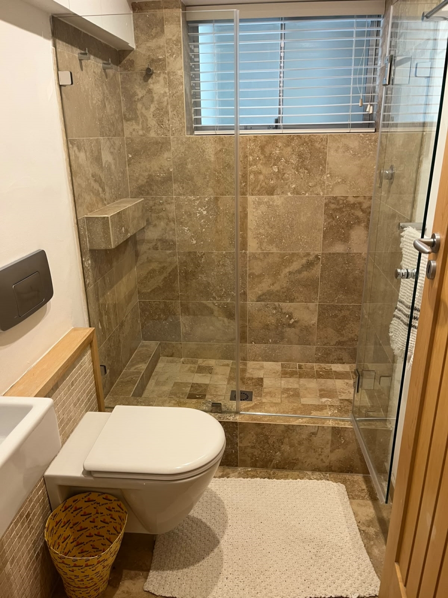 To Let 2 Bedroom Property for Rent in Bantry Bay Western Cape